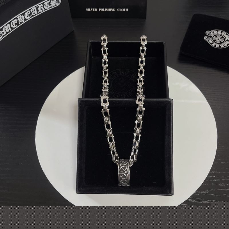 Ch**me He**ts necklaces